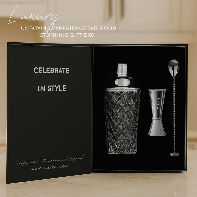 Nikita Cocktail Shaker, 5-Piece Martini Shaker & Bartender Kit - Image 7