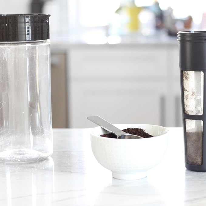 Takeya Glass Cold Brew Coffee Maker - Image 8