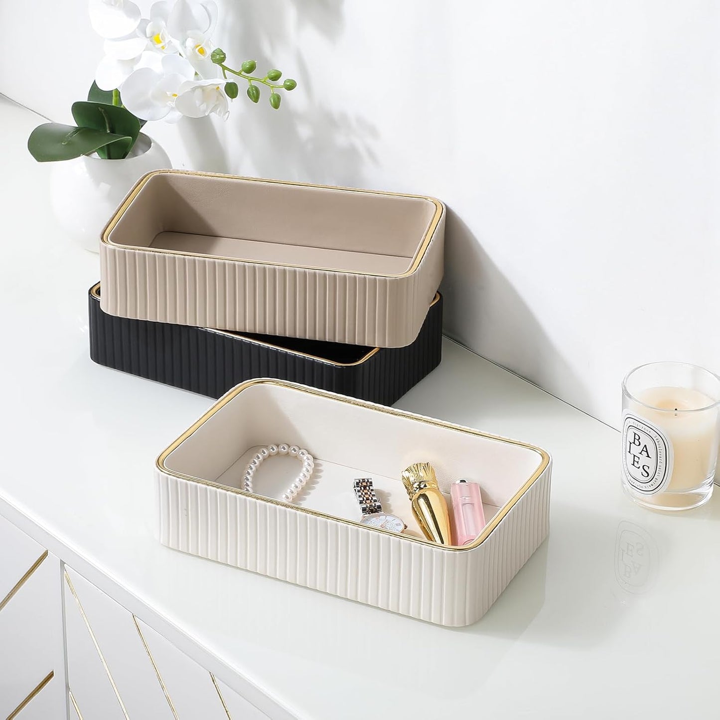 Desk Organizer Tray, PU Leather Valet Tray Nightstand Organizer Cologne Perfume Trays for Men Women, Decorative Vanity Trays Key Bowl Trinket Dish (Ivory, 9.5" x 6" x 2.2")