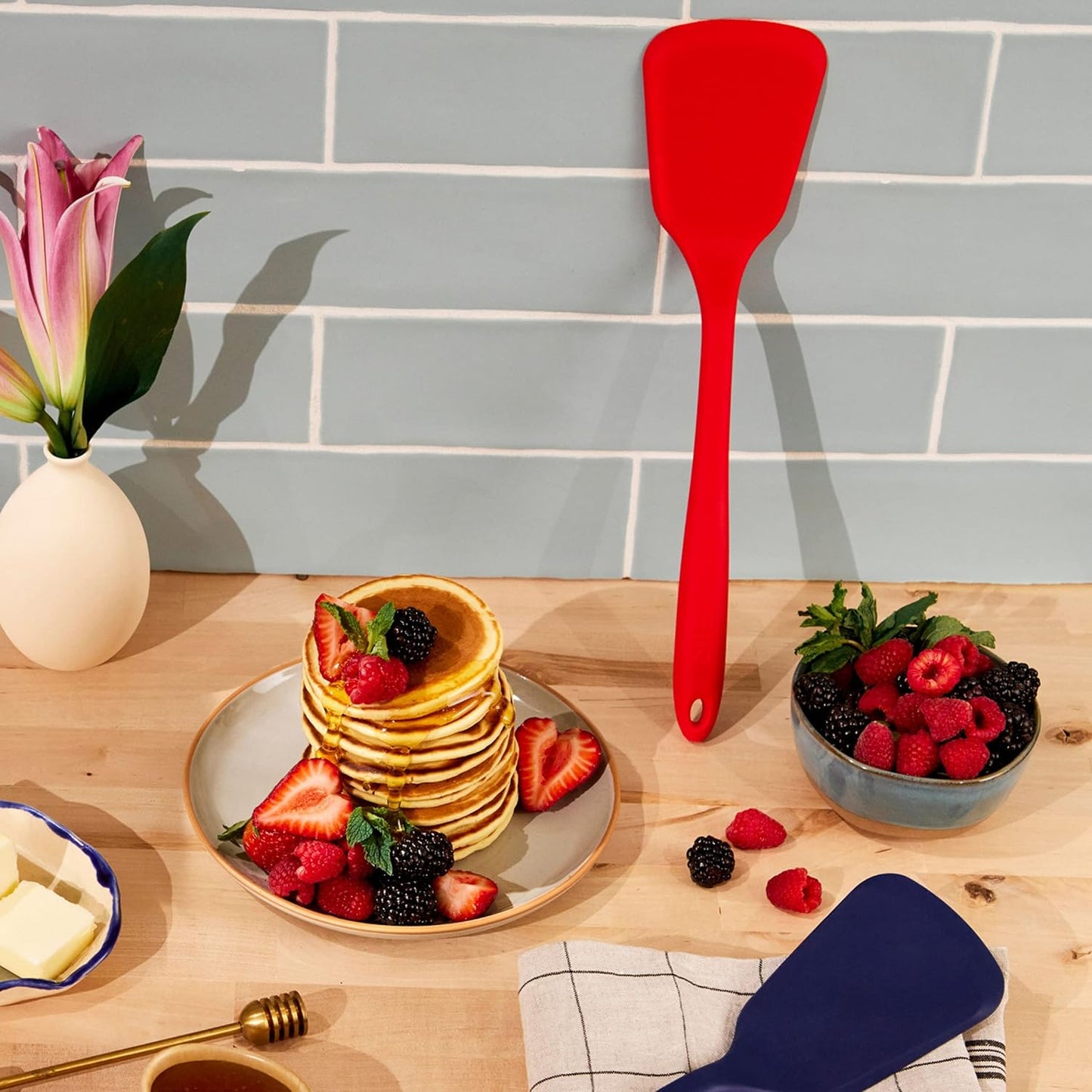 GIR: Get It Right Silicone Turner - Non-Stick Heat Resistant Silicone Spatula Turner for BBQs & Cookouts - Lifts, Flip, and Transfer Food Items - 13 Inch, Sprinkles