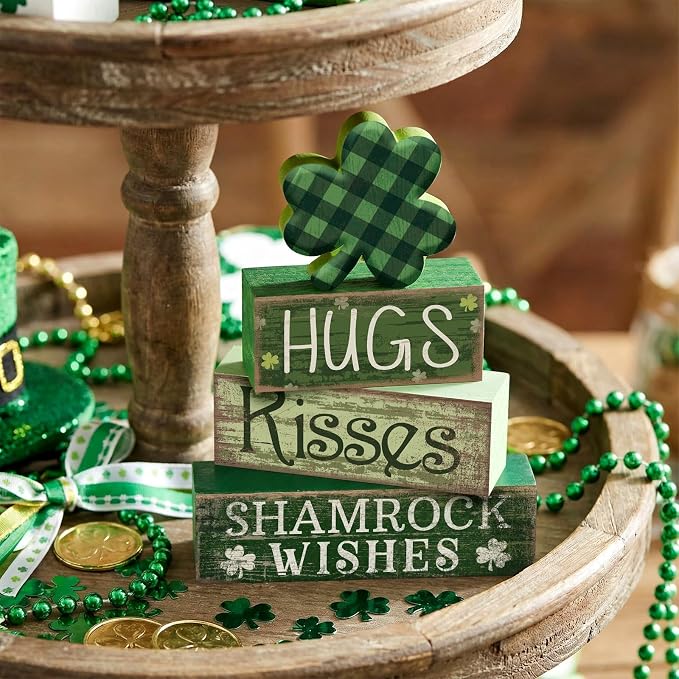 Lineshading 4 Pcs St. Patrick's Day Table Wooden Signs Hug Shamrocks Table - Image 8