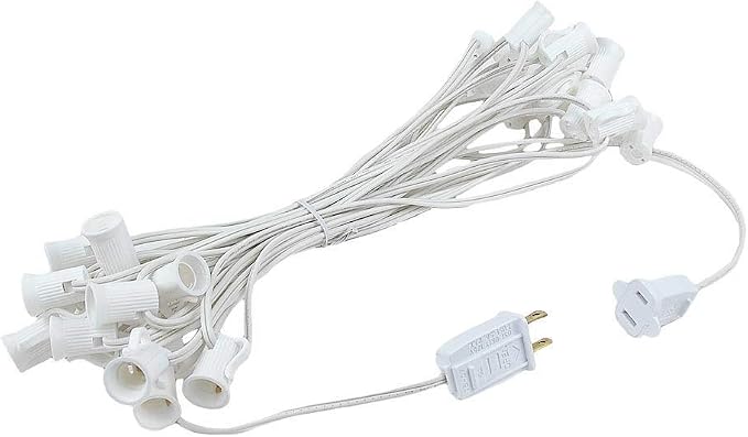 G30 Patio String Lights with 25 Clear Globe Bulbs - Image 4