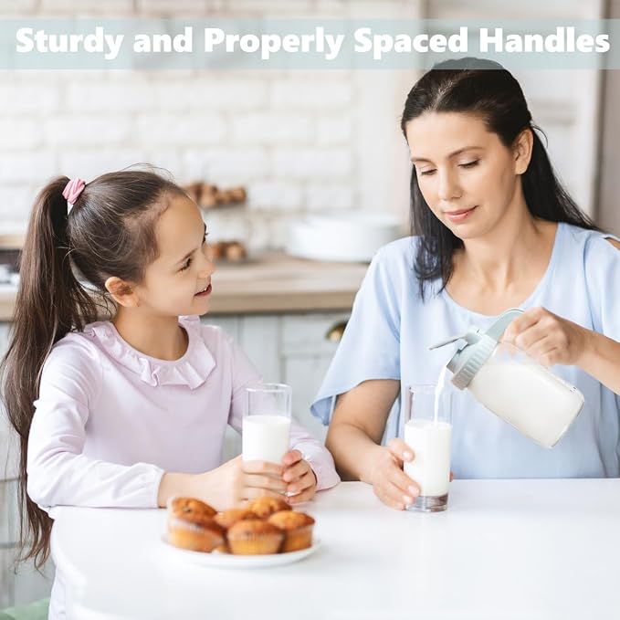 32oz Glass Pitcher with Lid & V-shaped Pour Spout - Image 4