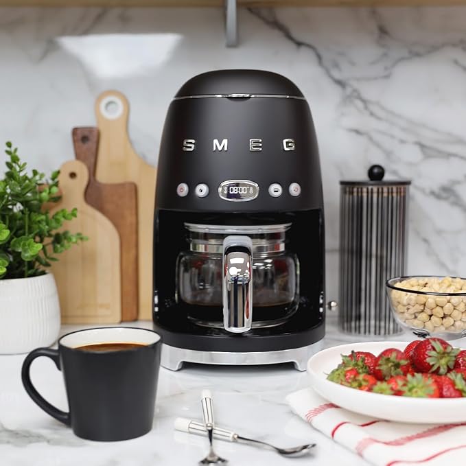 Smeg 50's Retro Style Aesthetic Drip Coffee Machine - Image 2
