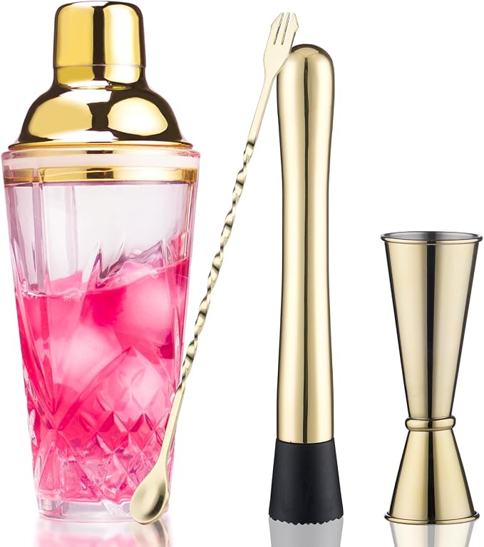 Cocktail Shaker Set by Gbuxska