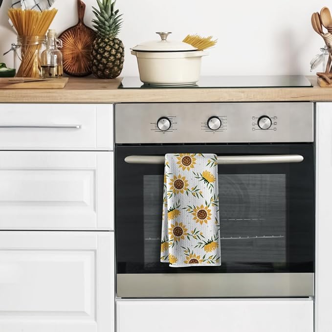 Sunny Kitchen Towels for Mom-Sunflower Absorbent Microfiber Dish Towel - Image 2