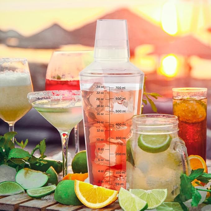 OGGI Clear Cocktail Shaker - 24 oz / 700 ml - Image 3