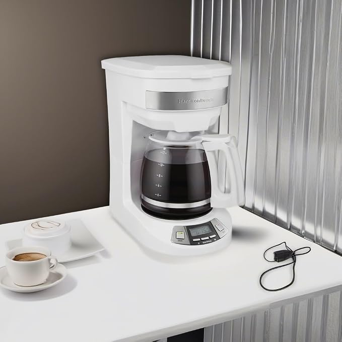 Hamilton Beach 12 Cup Programmable Drip Coffee Maker Machine, Regular & Bold - Image 5