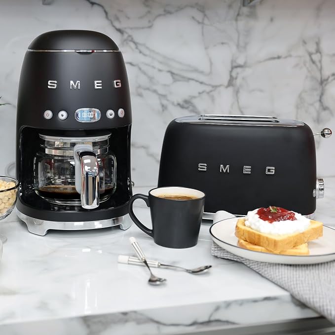 Smeg 50's Retro Style Aesthetic Drip Coffee Machine - Image 5