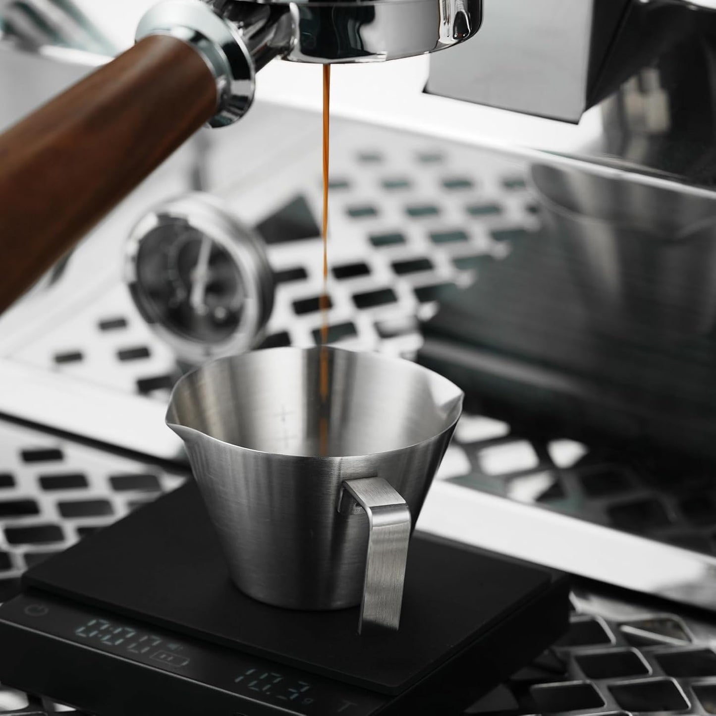MHW-3BOMBER Espresso Measuring Cups 2Pcs with Handle, 1oz / 2oz / 3oz Double Spouts Stainless Steel Espresso Shot Cups with Scale, V-Shaped Mouth Espresso Pour Cup Glossy G6199BL-OS