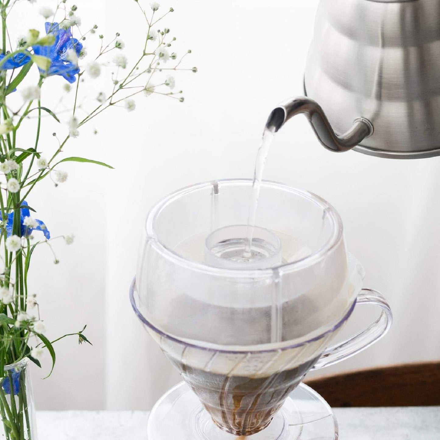 Hario V60 Drip-Assist Set, Size 02, Clear