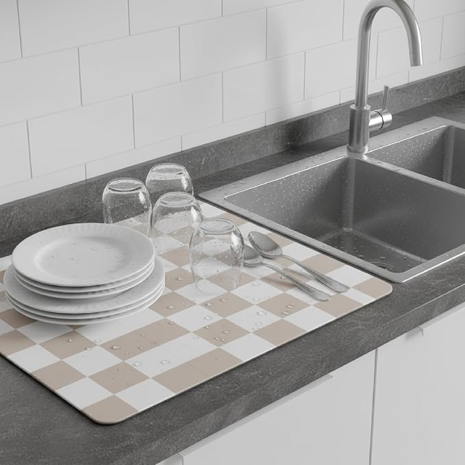 1-Piece Checkered Dish Drying Mat, Absorbent ​Kitchen Counter​ Protector - Image 4