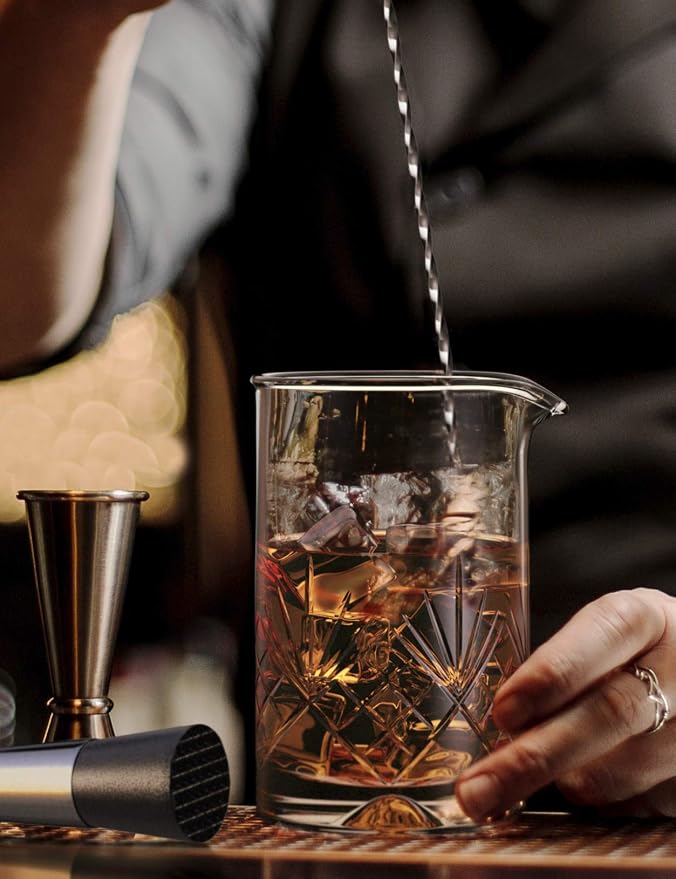 Mofado. Premium Crystal Cocktail Mixing Glass/Cocktail Shaker 18oz - Image 3