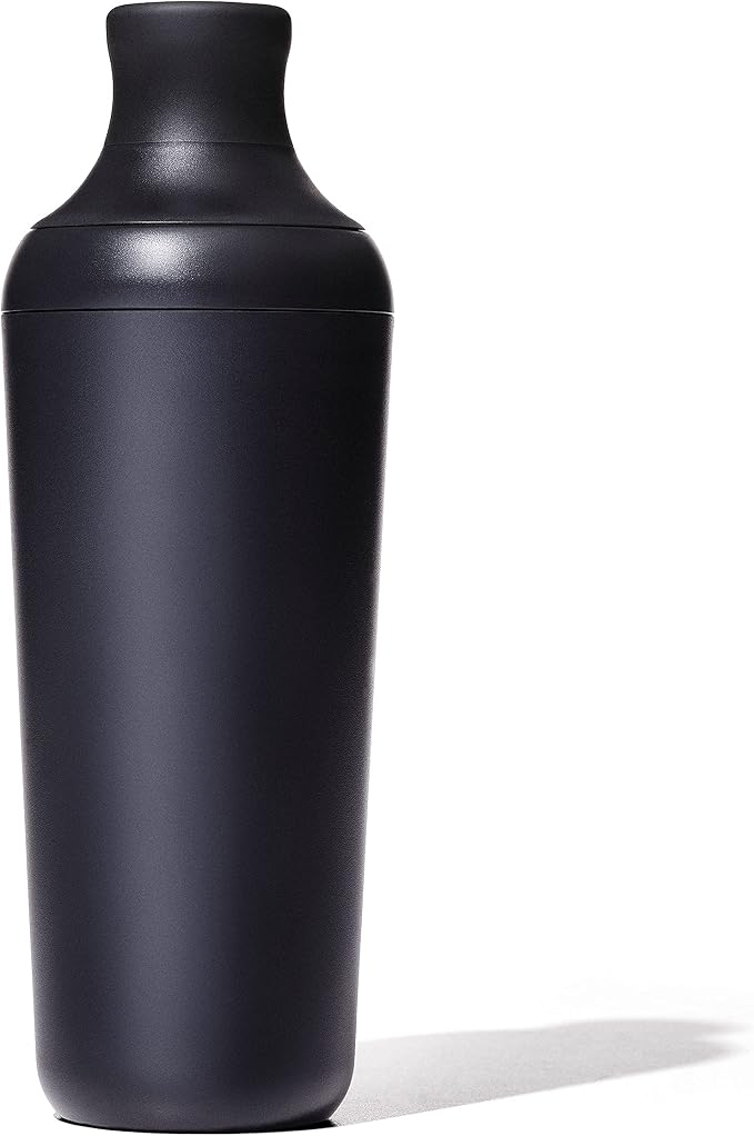 OXO Good Grips Plastic Cocktail Shaker- 20 oz/590 mL capacity by Unknown