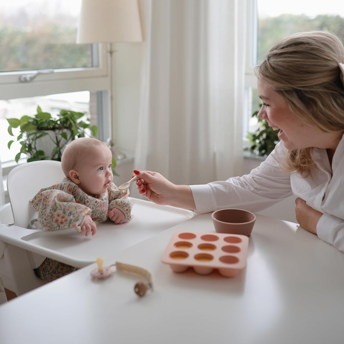 mushie Silicone Baby Food Freezer Tray with Lid | 9 Cups x 1.5oz | BPA Free Storage Container (Tradewinds)