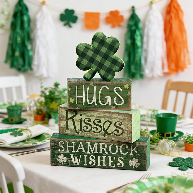Lineshading 4 Pcs St. Patrick's Day Table Wooden Signs Hug Shamrocks Table - Image 4