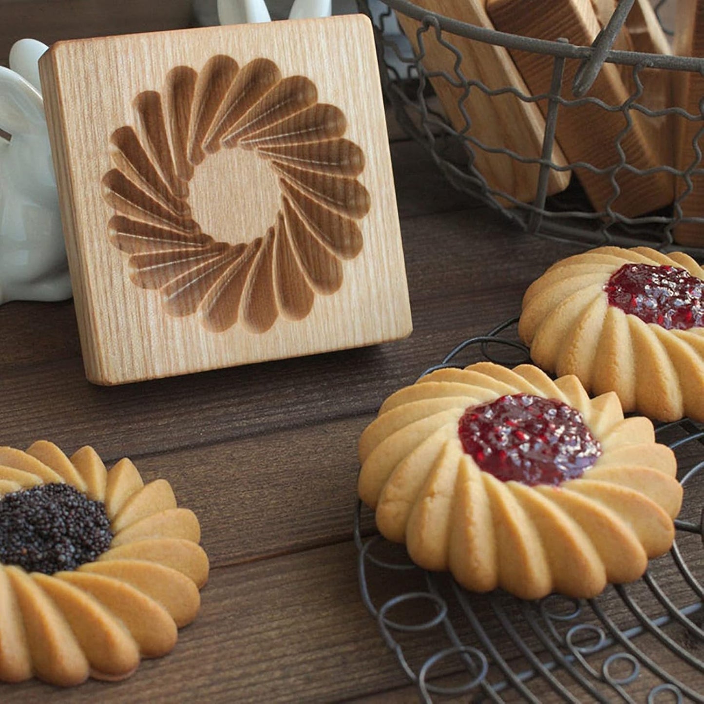 Wooden Cookie Biscuit Mold, 3D Baking Mold, Embossing Craft Decorating Baking Tool, Suitable for Halloween Thanksgiving Christmas Kitchen DIY (Cookies-B-3PCS)