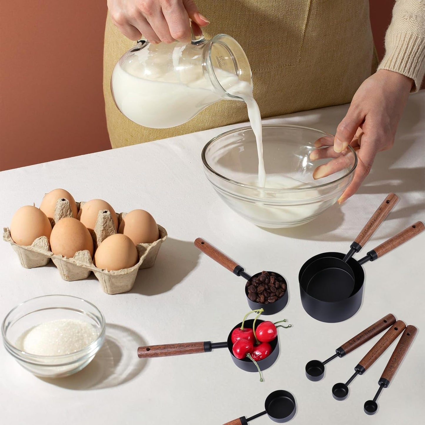 Stainless Steel Measuring Cups Set and Measuring Spoons Wooden Handle Metal Measure Cups and Spoons for Cooking and Baking, 8 Piece