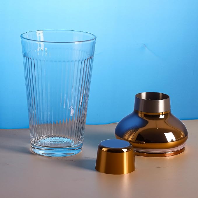 Glass Cocktail Shaker, 17oz Leak-Proof Martini Shaker - Image 3