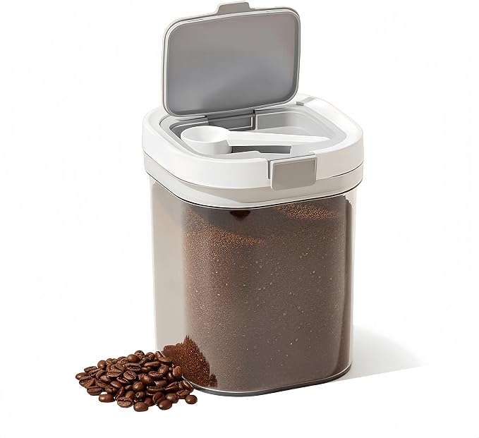 Airtight Brown Sugar Container by SangHWIWCR