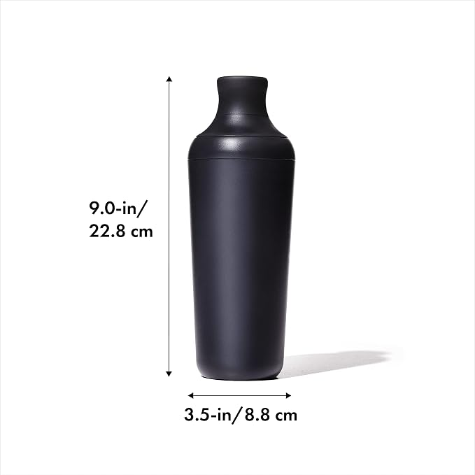 OXO Good Grips Plastic Cocktail Shaker- 20 oz/590 mL capacity - Image 2