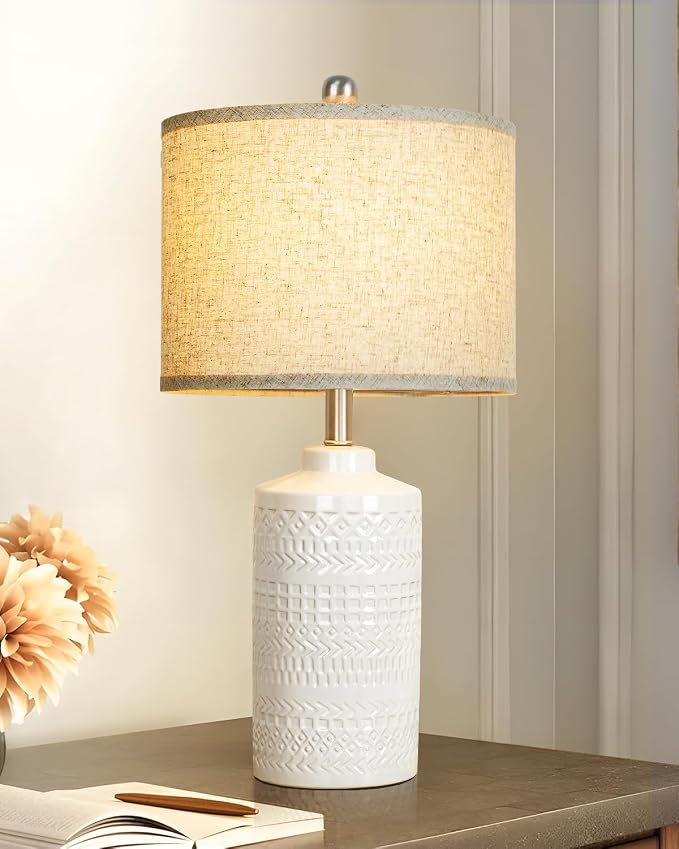 JUNNAI White Ceramic Table Lamp by JUNNAI