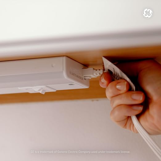 GE LED HD+ Undercabinet Light Fixture, Linkable Integrated Slim Profile Fixture - Image 3
