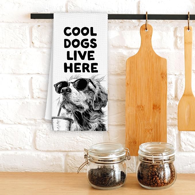 Funny Dog Golden Retriever Kitchen Towels, Cool Dogs Live Here Dish Towel Gifts - Image 2