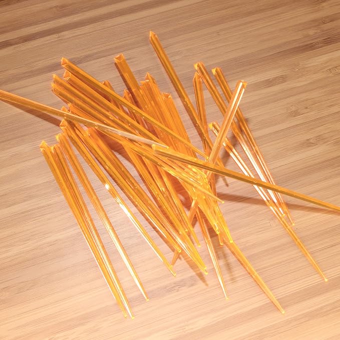 BambooMN - Triangular Prism Plastic Fruit Appetizer Cocktail Pick 3.5" - Orange - Image 3