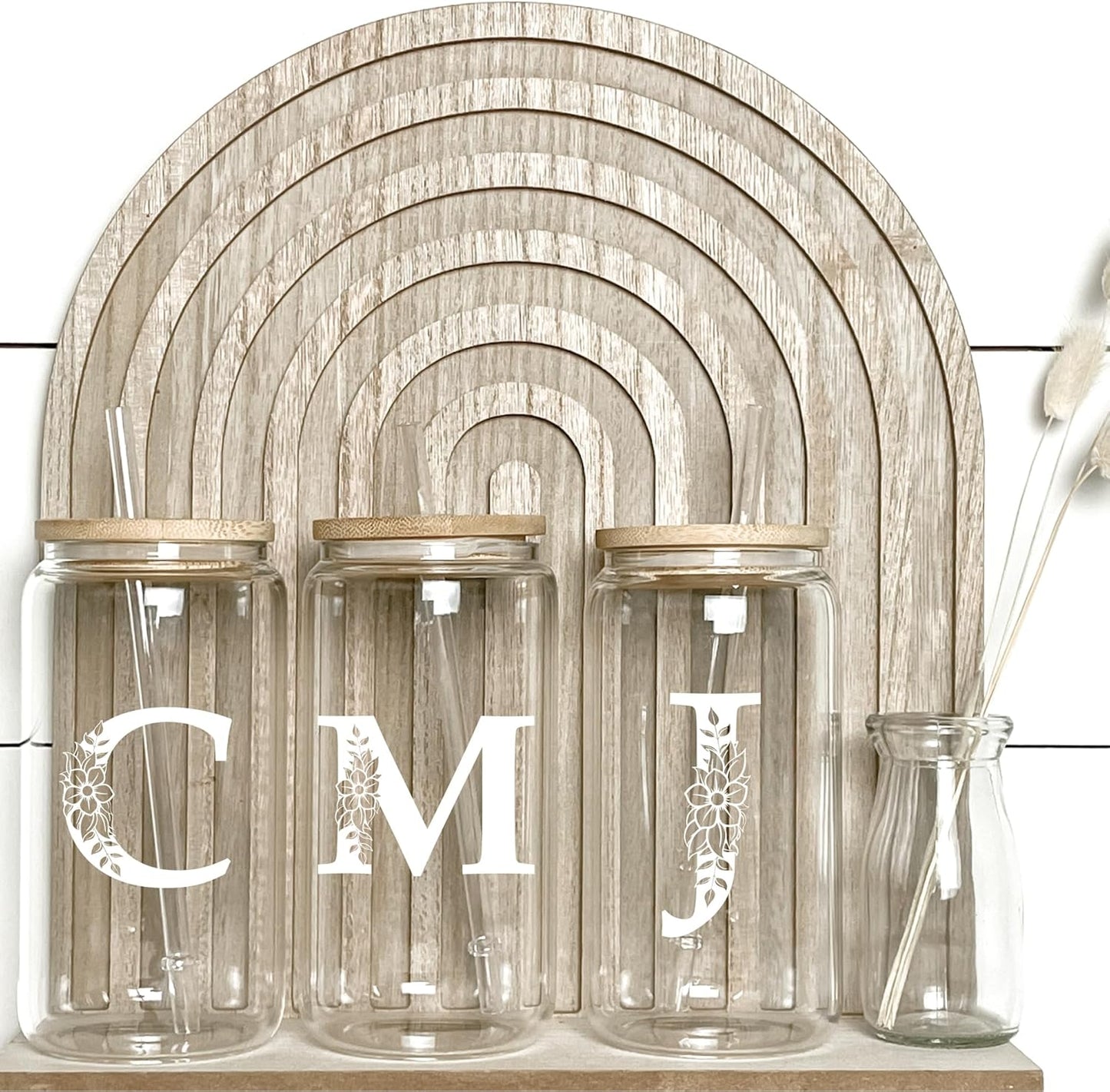 Personalized Gifts for Women, Monogrammed Glass Cups with Lids and Straws, Custom Tumbler, Cute Customized Mug, Aesthetic Stuff, Initial Iced Coffee Cup, Drinking Glasses, Birthday Teacher Gifts, R