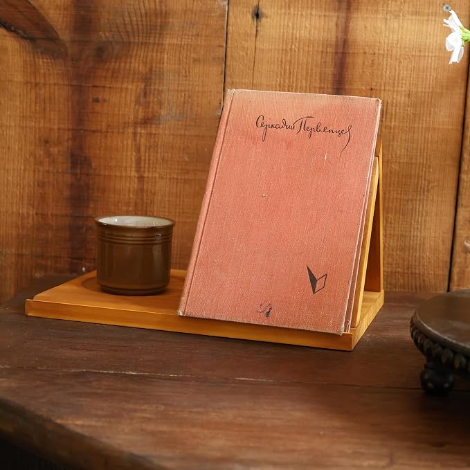 LITIVY Wooden Triangle Bookmark, Small Bookshelf - Image 2