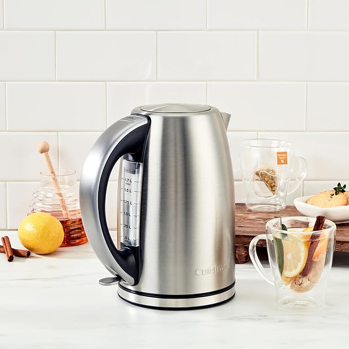 Cuisinart 1.7-Liter Electric Kettle, Cordless Electric Tea Kettle, 1500-Watts - Image 3