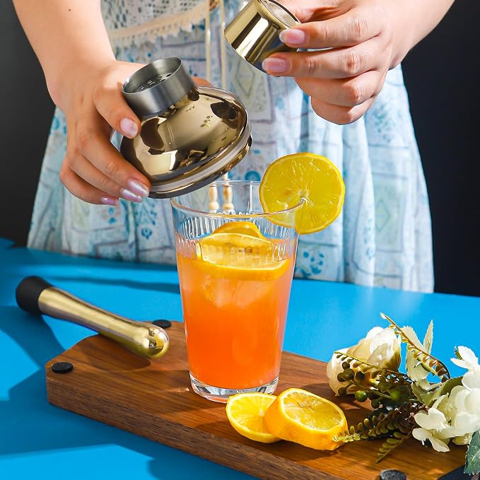 Glass Cocktail Shaker, 17oz Leak-Proof Martini Shaker - Image 6