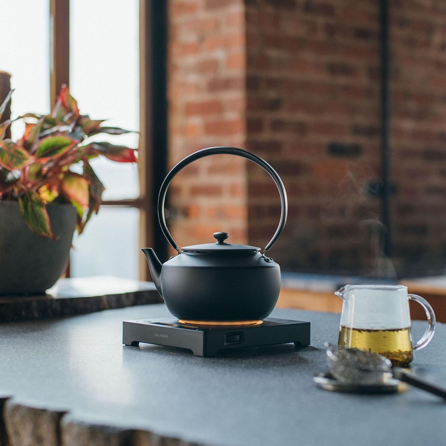 BALMUDA MoonKettle | Electric Kettle with Temp Control (122°F - 212°F) | HOLD & Keep Warm | 900ml (30 fl oz) | Soothing Ambient Light & Sound | Precision Pour Spout | Black