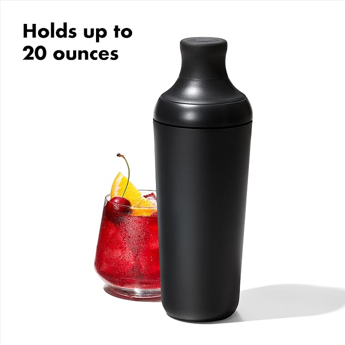 OXO Good Grips Plastic Cocktail Shaker- 20 oz/590 mL capacity - Image 6