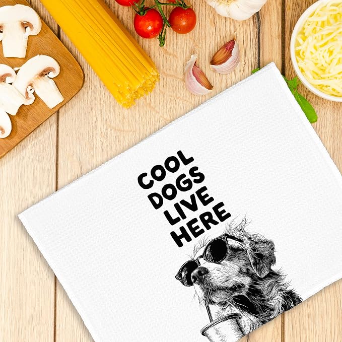 Funny Dog Golden Retriever Kitchen Towels, Cool Dogs Live Here Dish Towel Gifts - Image 4